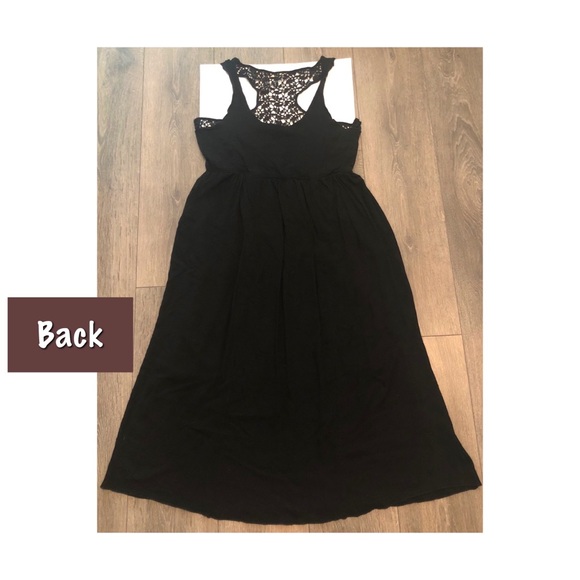 Black Sleeve Dress with Lace Pattern - Picture 9 of 9